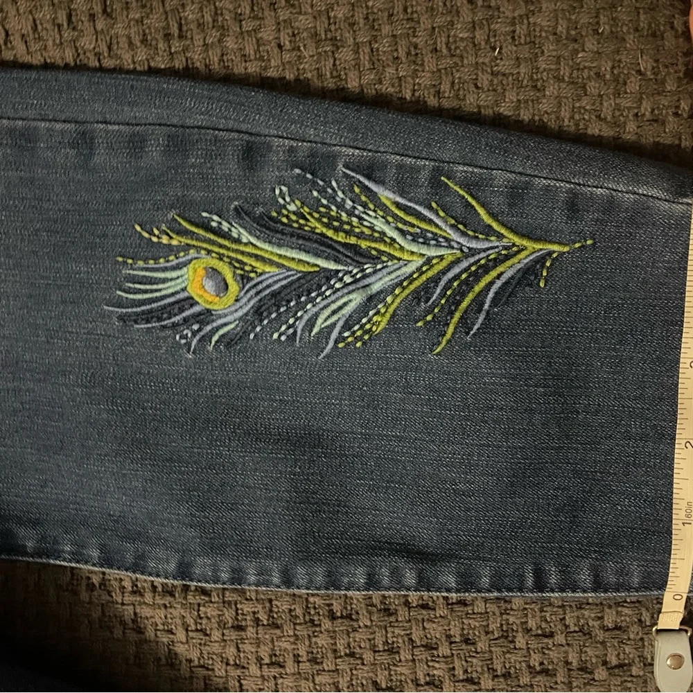 Martha Stewart Skinny Jeans with Peacock Embroidery Size 12 - Picture 8 of 12